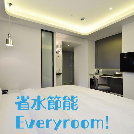 สเตย์ โฮเต็ล Hotel ไถจง ภายนอก รูปภาพ