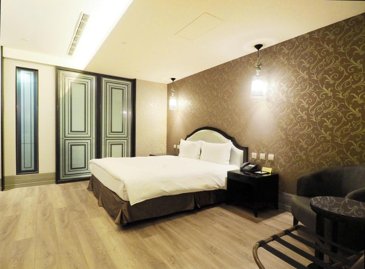 สเตย์ โฮเต็ล Hotel ไถจง ภายนอก รูปภาพ
