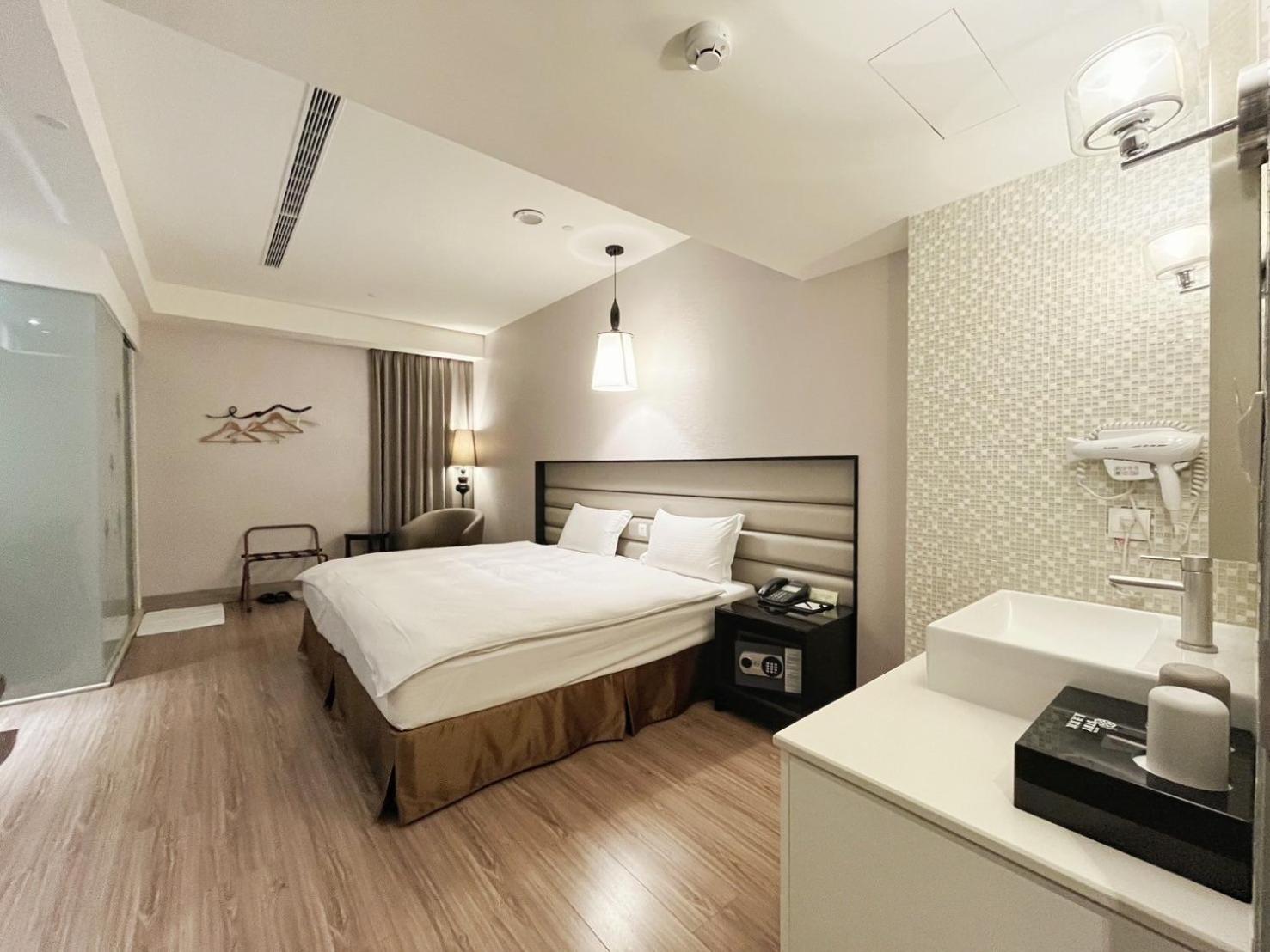 สเตย์ โฮเต็ล Hotel ไถจง ภายนอก รูปภาพ