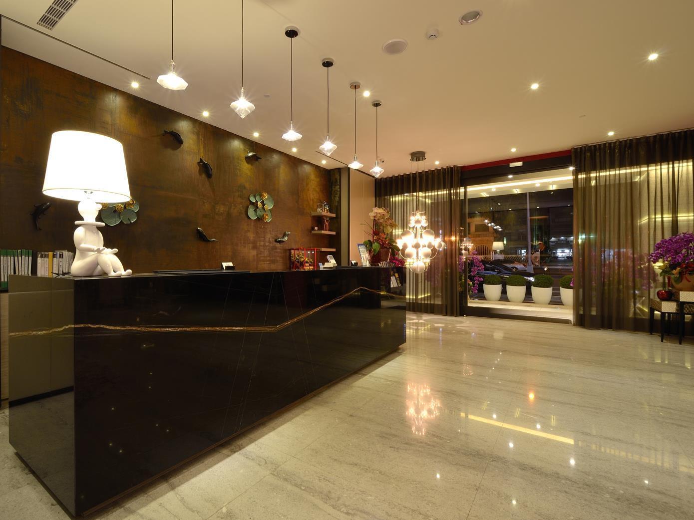 สเตย์ โฮเต็ล Hotel ไถจง ภายนอก รูปภาพ