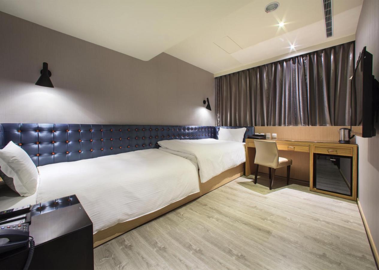 สเตย์ โฮเต็ล Hotel ไถจง ภายนอก รูปภาพ